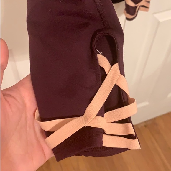 Old Navy Active Go-Dry workout leggings - Picture 4 of 8